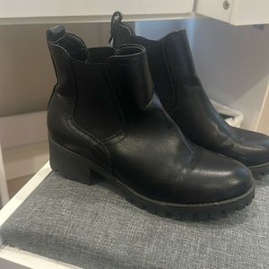 3/$20 Black leather boots